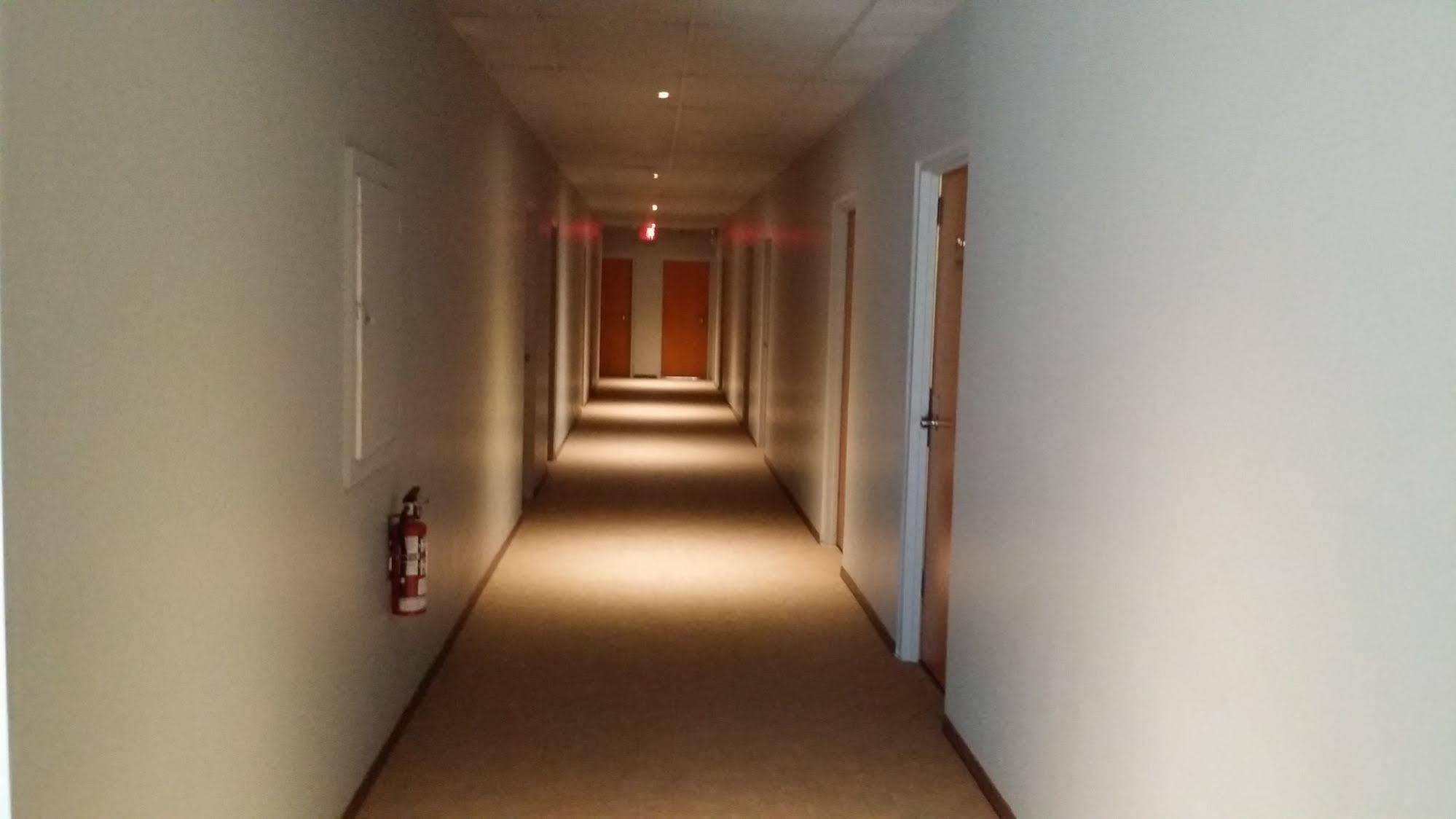 Beaver Hotel North Battleford Esterno foto